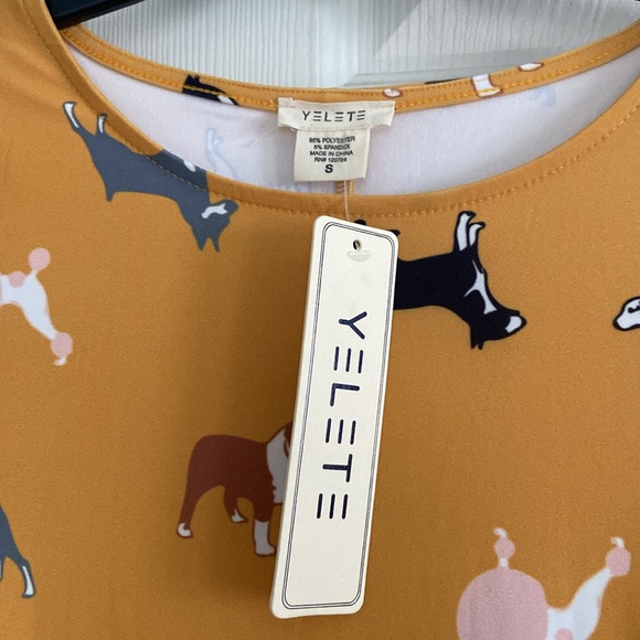 RICH FALL COLOR! Yelete swing dress, ladies S, gold w/ADORABLE dog print. NWT. - Picture 2 of 3